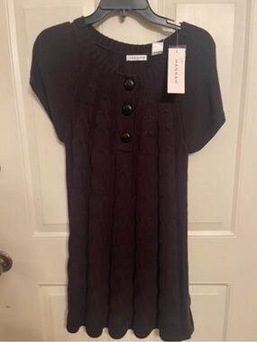 Hannah Black Short-Sleeve Knit Dress with Front Buttons new with tag